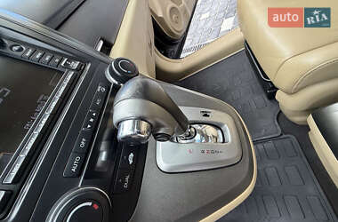 Внедорожник / Кроссовер Honda CR-V 2010 в 