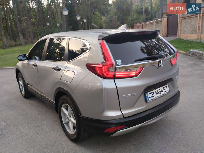 Внедорожник / Кроссовер Honda CR-V 2017 в Чернигове