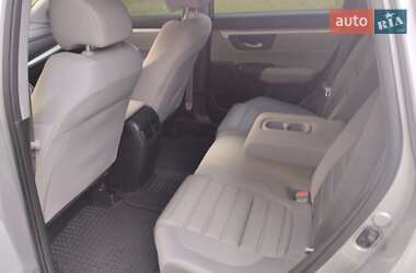 Внедорожник / Кроссовер Honda CR-V 2017 в 