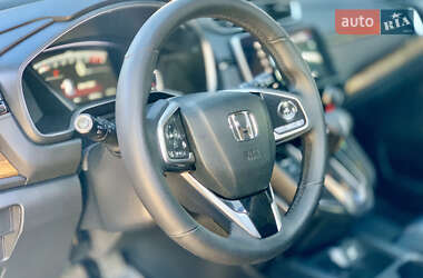 Внедорожник / Кроссовер Honda CR-V 2018 в 