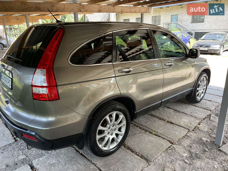 Внедорожник / Кроссовер Honda CR-V 2008 в Киеве