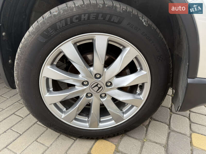 Внедорожник / Кроссовер Honda CR-V 2011 в Луцке