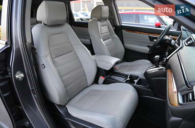 Внедорожник / Кроссовер Honda CR-V 2019 в 
