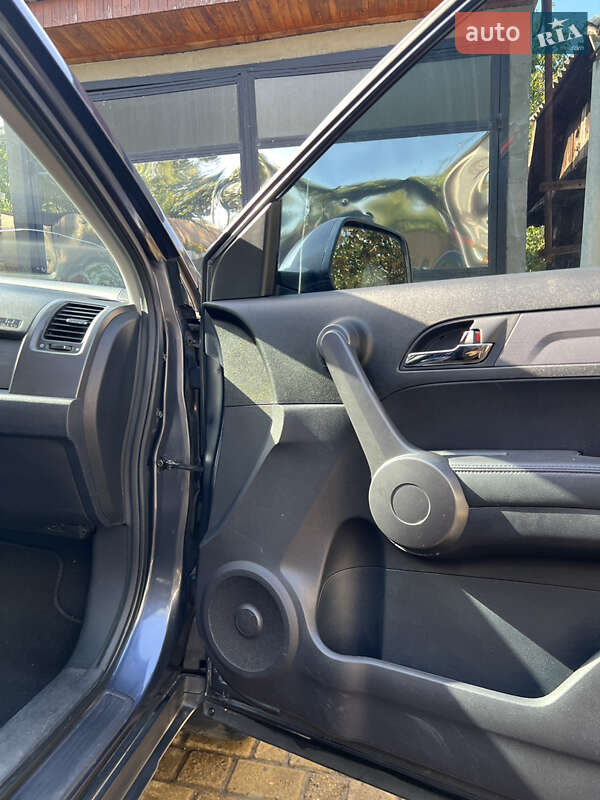 Внедорожник / Кроссовер Honda CR-V 2008 в Могилев-Подольске