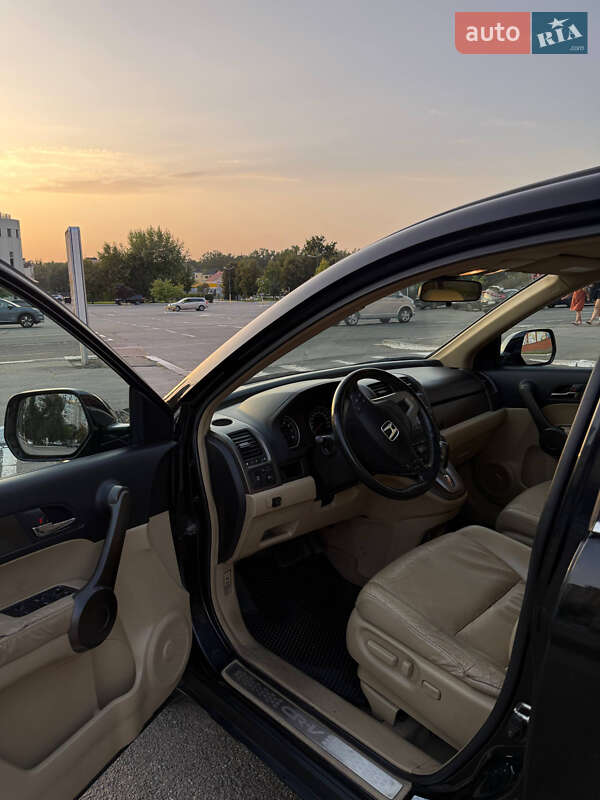 Позашляховик / Кросовер Honda CR-V 2008 в Києві