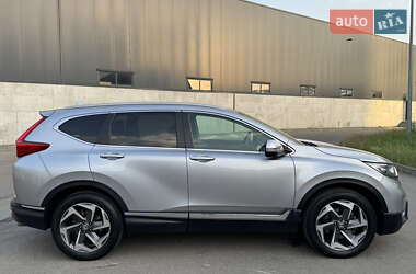 Внедорожник / Кроссовер Honda CR-V 2018 в 