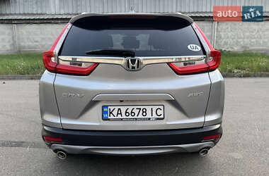 Внедорожник / Кроссовер Honda CR-V 2018 в 