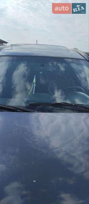 Позашляховик / Кросовер Honda CR-V 2004 в Миргороді