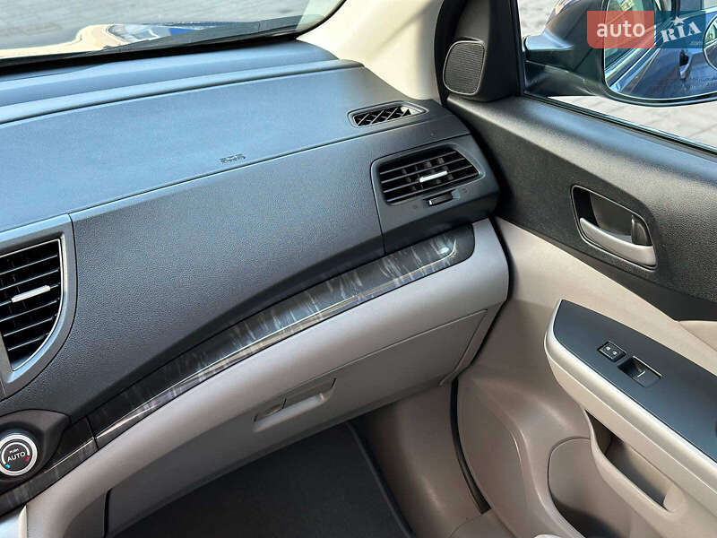 Внедорожник / Кроссовер Honda CR-V 2012 в Одессе