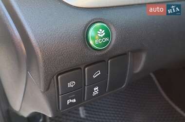 Внедорожник / Кроссовер Honda CR-V 2014 в 