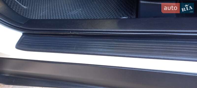 Внедорожник / Кроссовер Honda CR-V 2014 в Могилев-Подольске