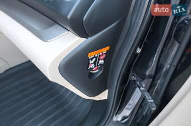 Внедорожник / Кроссовер Honda CR-V 2014 в 
