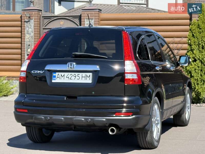 Позашляховик / Кросовер Honda CR-V 2012 в Києві