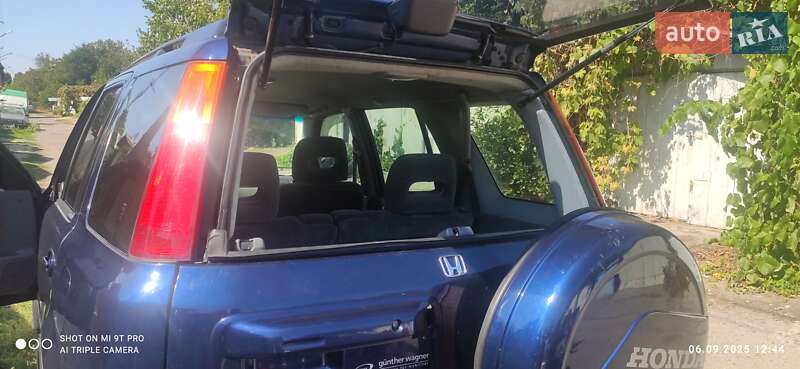Внедорожник / Кроссовер Honda CR-V 2000 в Одессе