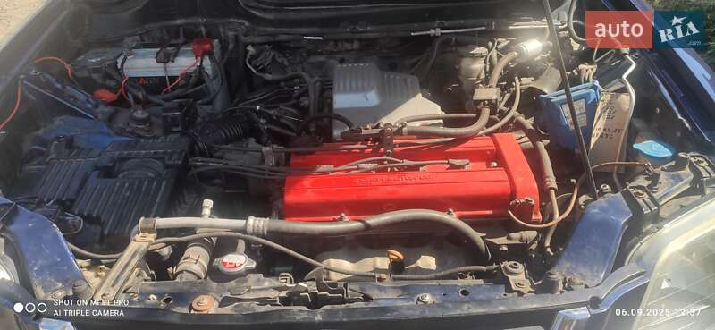 Внедорожник / Кроссовер Honda CR-V 2000 в Одессе