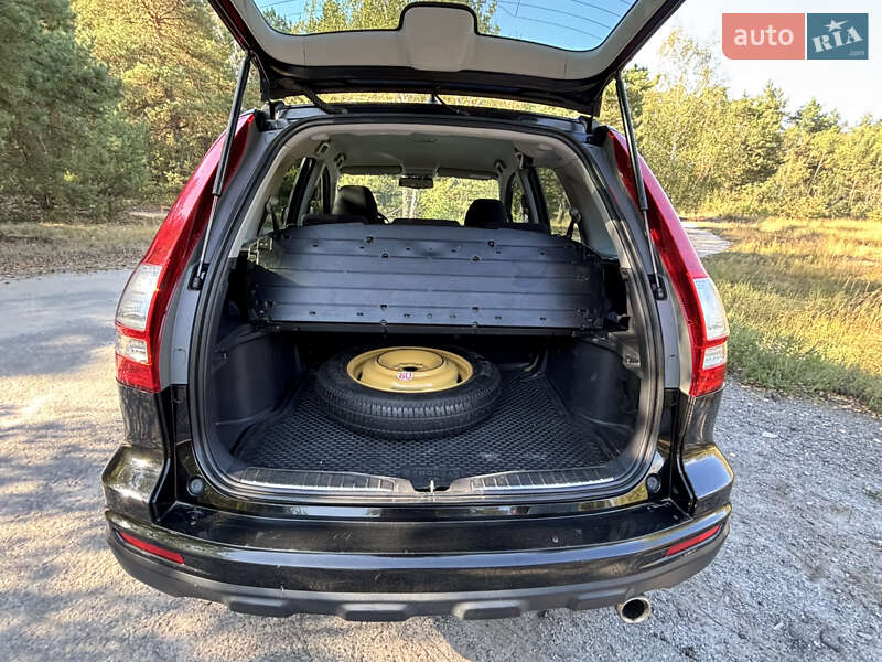 Позашляховик / Кросовер Honda CR-V 2010 в Києві