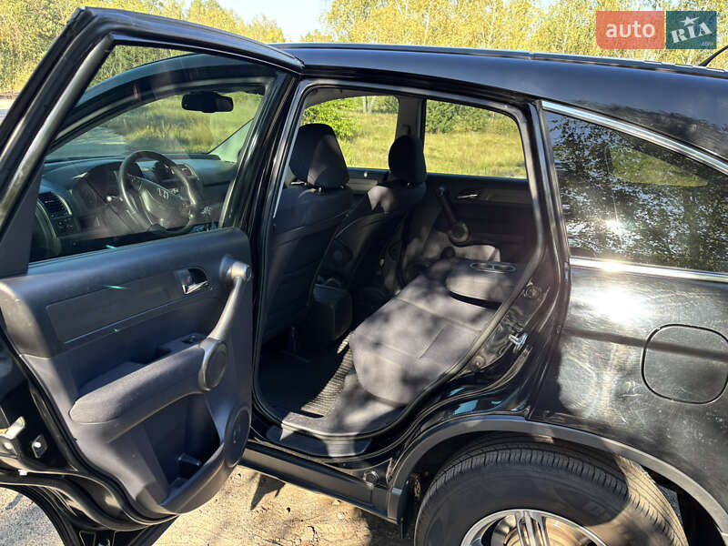 Позашляховик / Кросовер Honda CR-V 2010 в Києві