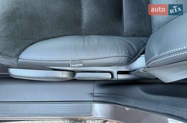 Внедорожник / Кроссовер Honda CR-V 2015 в 