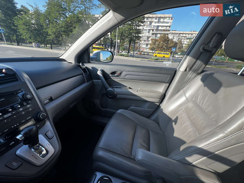 Внедорожник / Кроссовер Honda CR-V 2008 в Киеве