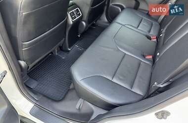 Внедорожник / Кроссовер Honda CR-V 2015 в 