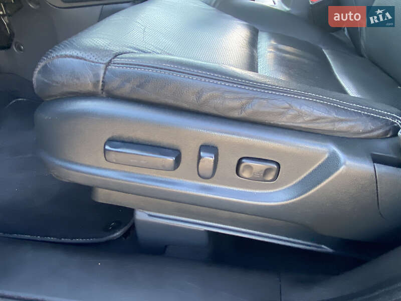 Внедорожник / Кроссовер Honda CR-V 2013 в Ковеле