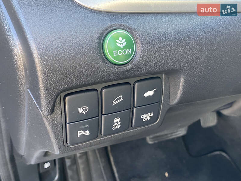 Внедорожник / Кроссовер Honda CR-V 2013 в Ковеле