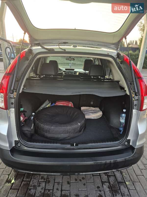 Позашляховик / Кросовер Honda CR-V 2014 в Києві