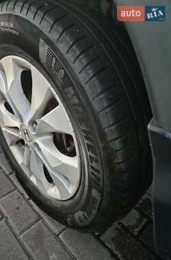 Внедорожник / Кроссовер Honda CR-V 2014 в 