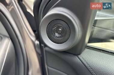 Внедорожник / Кроссовер Honda CR-V 2018 в 