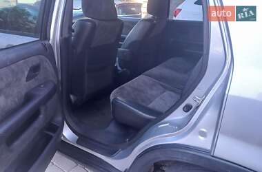 Внедорожник / Кроссовер Honda CR-V 2002 в 