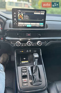 Внедорожник / Кроссовер Honda CR-V 2022 в 
