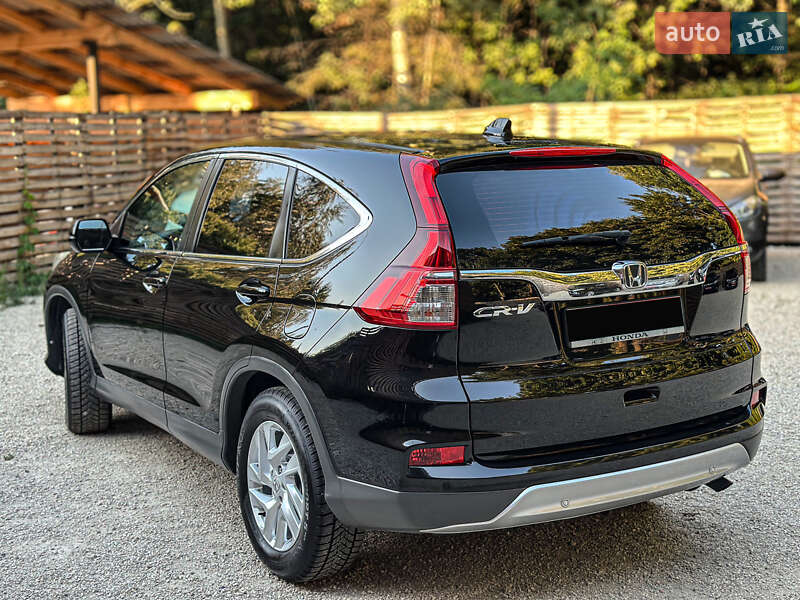 Внедорожник / Кроссовер Honda CR-V 2015 в Бродах