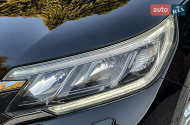 Внедорожник / Кроссовер Honda CR-V 2015 в 