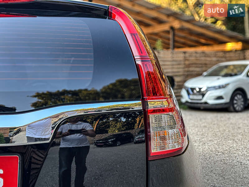 Внедорожник / Кроссовер Honda CR-V 2015 в Бродах