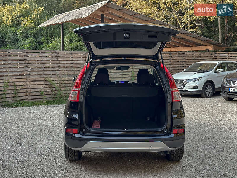 Внедорожник / Кроссовер Honda CR-V 2015 в Бродах