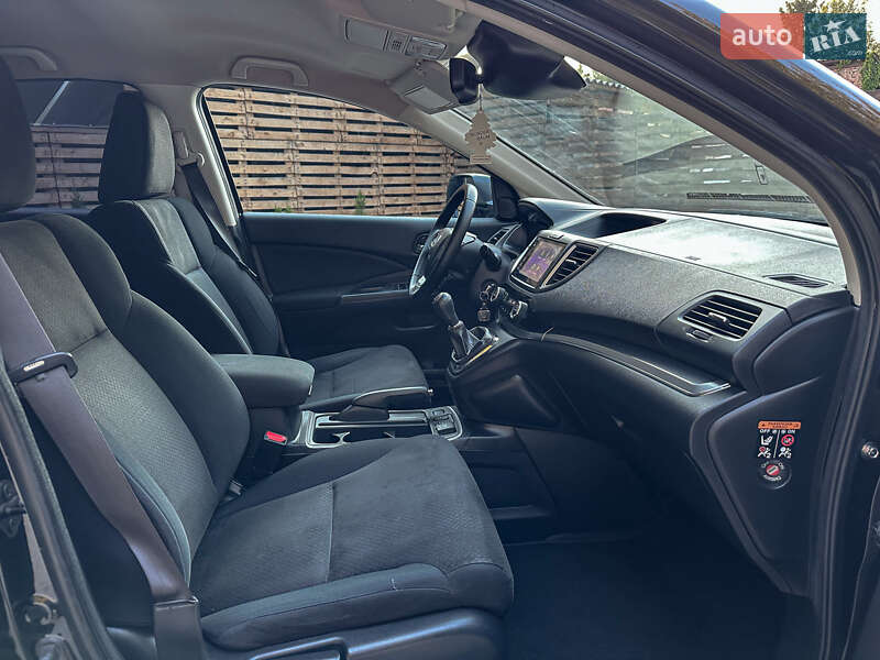 Внедорожник / Кроссовер Honda CR-V 2015 в Бродах