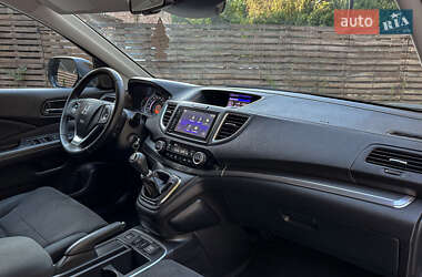 Внедорожник / Кроссовер Honda CR-V 2015 в 