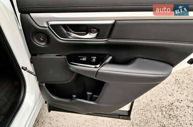 Внедорожник / Кроссовер Honda CR-V 2021 в 