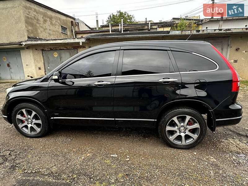 Внедорожник / Кроссовер Honda CR-V 2012 в Черновцах