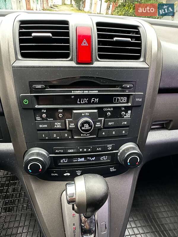 Внедорожник / Кроссовер Honda CR-V 2012 в Черновцах
