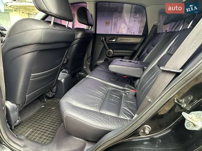 Внедорожник / Кроссовер Honda CR-V 2012 в Черновцах