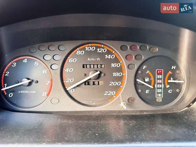 Внедорожник / Кроссовер Honda CR-V 2001 в Запорожье