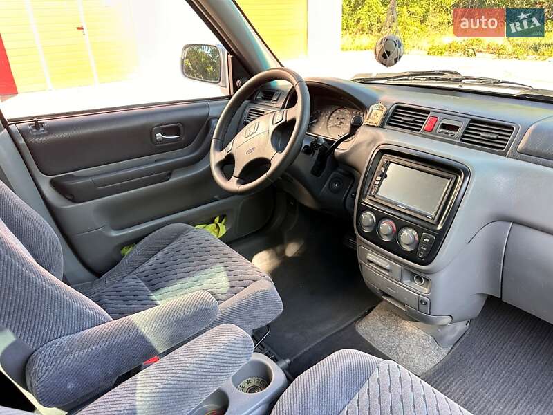 Внедорожник / Кроссовер Honda CR-V 2001 в Запорожье