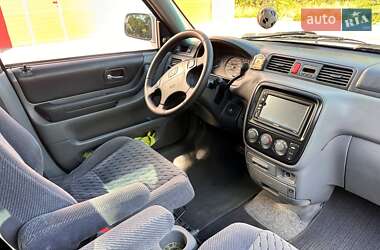 Внедорожник / Кроссовер Honda CR-V 2001 в 