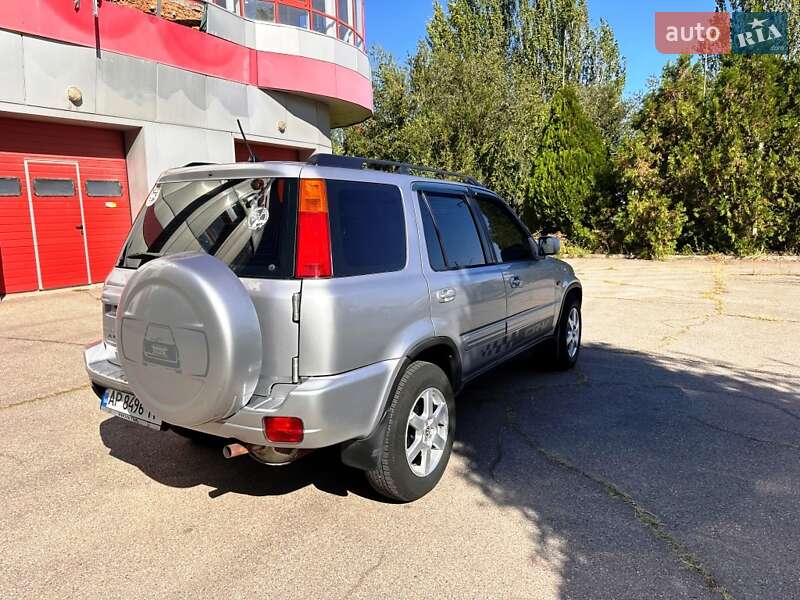 Внедорожник / Кроссовер Honda CR-V 2001 в Запорожье