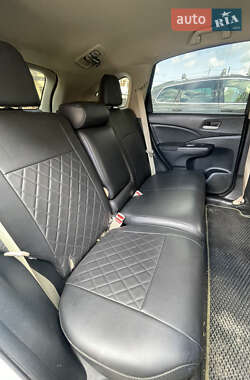Внедорожник / Кроссовер Honda CR-V 2015 в 