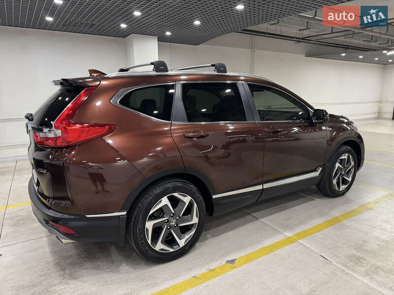 Внедорожник / Кроссовер Honda CR-V 2018 в Киеве