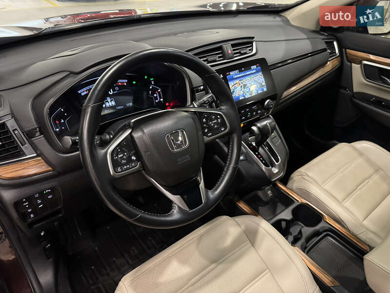 Внедорожник / Кроссовер Honda CR-V 2018 в Киеве