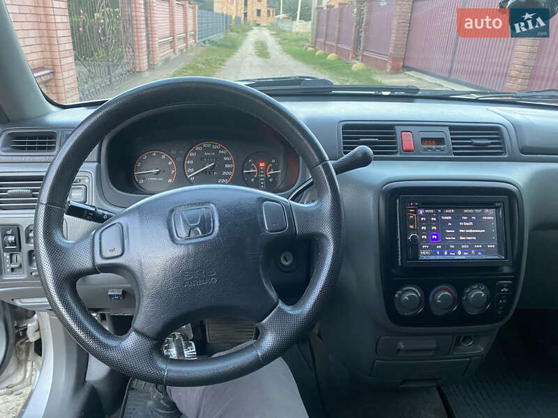 Позашляховик / Кросовер Honda CR-V 1998 в Чернівцях фото 8 Позашляховик / Кросовер Honda CR-V 1998 в Чернівцях