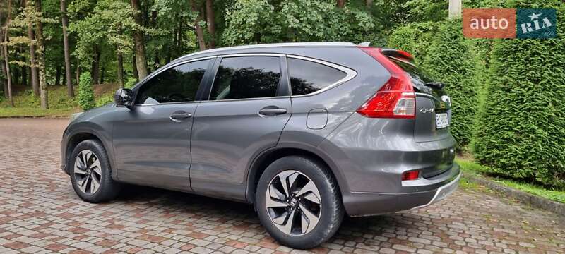 Внедорожник / Кроссовер Honda CR-V 2015 в Дрогобыче